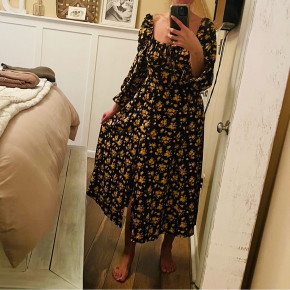 Long Sleeve Floral Bohemian Midi Dress - Picture 12 of 15